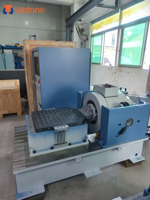 Fuerza máxima sinusoidal 700 kgf pico (7 kN) Equipo de prueba de mesa vibratoria refrigerada por aire para soluciones de prueba de baterías de choque y vibración